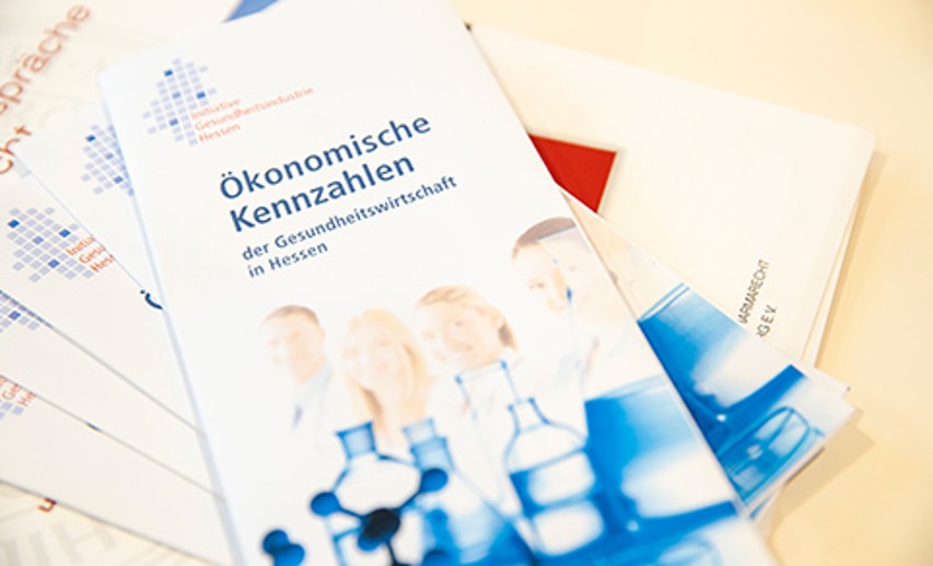 Hessen Gesundheitsindustrie im Ländervergleich: Wirtschaftskraft = Gold, Anzahl der Erwerbstätigen = Silber © Initiative Gesundheitsindustrie Hessen 