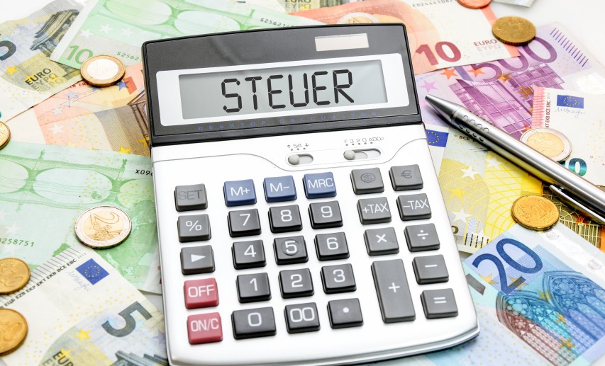 Die Bundesregierung muss die strukturellen Defizite des Standorts angehen, damit die Branche wieder verstärkt hierzulande investiert und die Transformation erfolgreich vorantreiben kann. © Marco2811/Fotolia.com